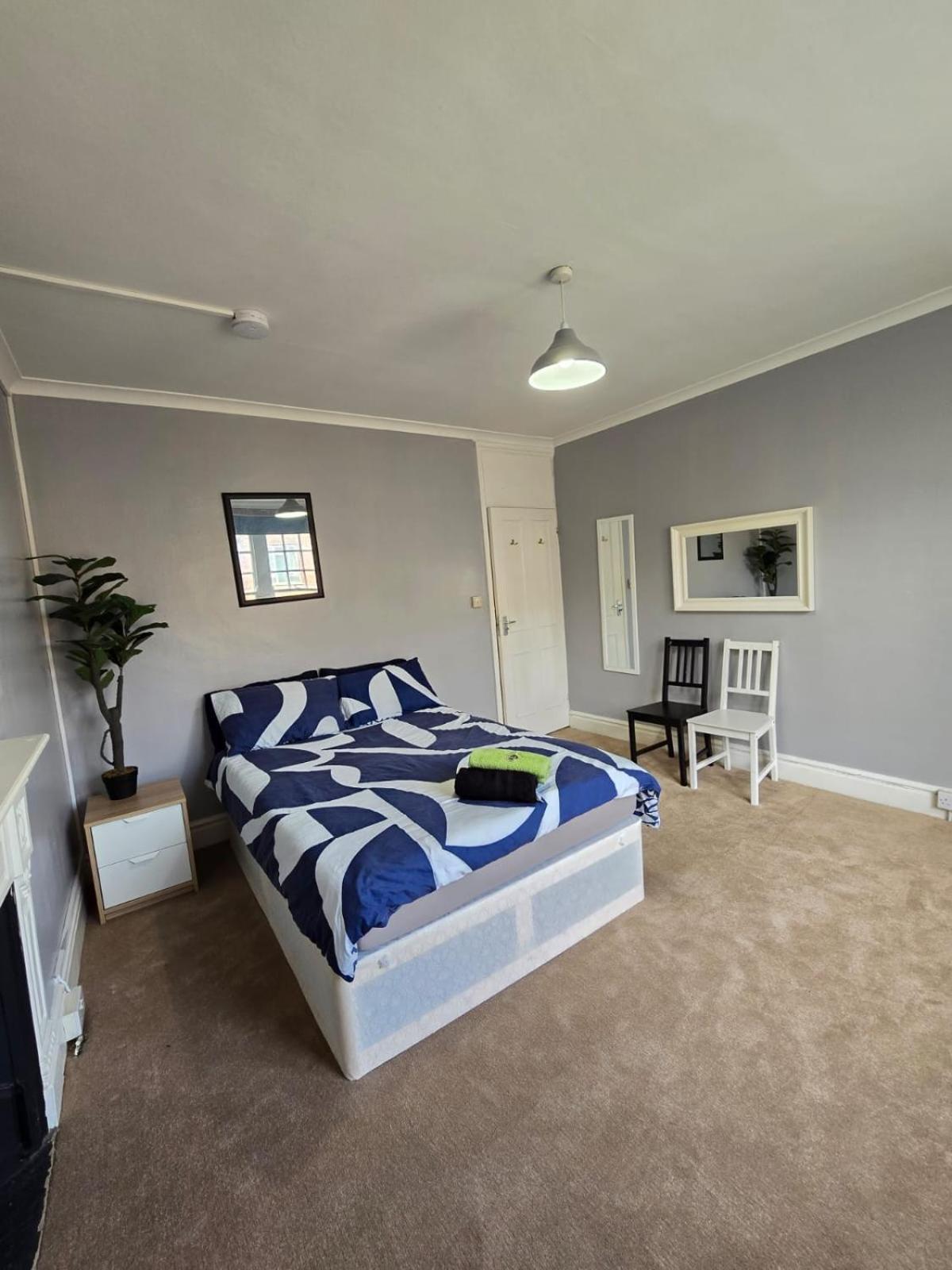 Great Flat Close To Edgware Road 런던 외부 사진